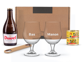 Bier borrelpakket met gegraveerde glazen